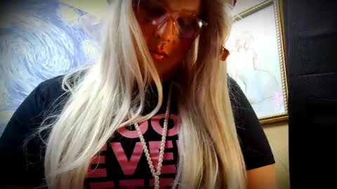 Blakely Morningstar   online show from 06/07/26, 08:51