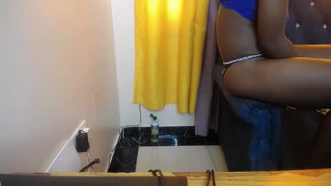 Snapshot of blaq_cherry chatting on 09/27/25, 06:40 cherry online show from 09/27/25, 06:40