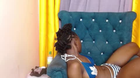 Snapshot of blaq_cherry chatting on 10/11/25, 05:55 cherry online show from 10/11/25, 05:55