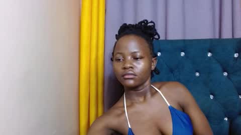 Snapshot of blaq_cherry chatting on 11/02/25, 12:35 cherry online show from 11/02/25, 12:35