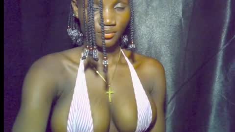 Snapshot of blaq_melanin chatting on 04/26/26, 07:44 nikky00 online show from 04/26/26, 07:44
