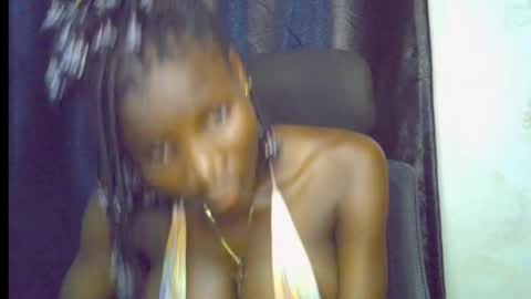 Snapshot of blaq_melanin chatting on 05/05/26, 08:28 nikky00 online show from 05/05/26, 08:28