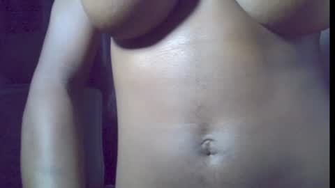 Snapshot of blaq_melanin chatting on 07/23/26, 08:34 nikky00 online show from 07/23/26, 08:34