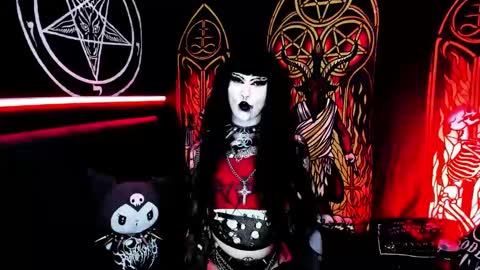 Snapshot of blasphemiangxrl chatting on 09/19/25, 08:09 online show from 09/19/25, 08:09