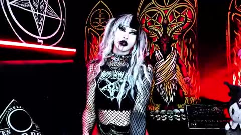 Snapshot of blasphemiangxrl chatting on 09/30/25, 10:42 online show from 09/30/25, 10:42