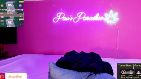 Pau online show from 06/11/26, 03:37