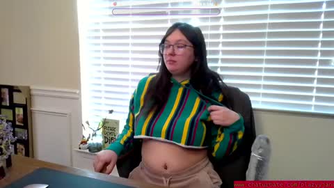 Snapshot of blazyyjane chatting on 12/25/24, 07:02 Blazyy Jane online show from 12/25/24, 07:02
