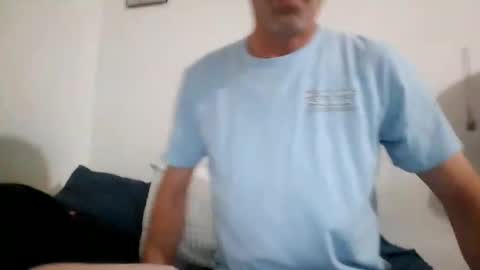 Snapshot of bliinkky3675 chatting on 12/25/24, 02:23 Banana boy blinky online show from 12/25/24, 02:23