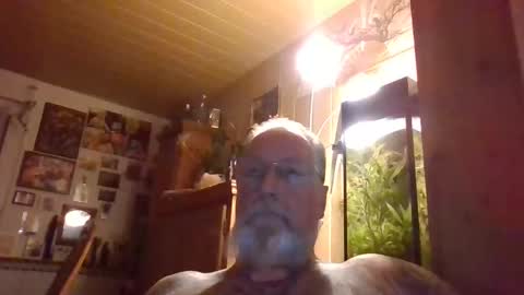 blindsurfer780299 online show from 11/16/25, 10:26