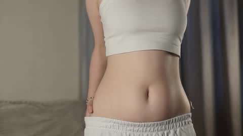 Mila online show from 09/17/25, 01:46