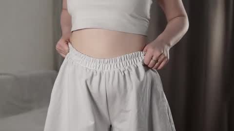 Mila online show from 09/24/25, 02:20