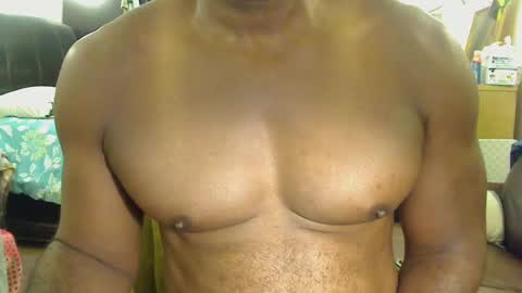 Snapshot of blkbiguncut10462 chatting on 09/28/25, 03:28 blkbiguncut10462 online show from 09/28/25, 03:28