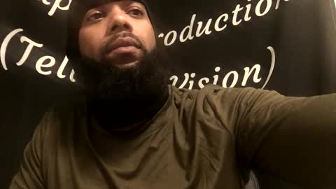 Snapshot of blksurfher chatting on 01/04/25, 12:37 blksurfher online show from 01/04/25, 12:37