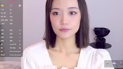 Snapshot of blon_kater chatting on 11/11/25, 06:35 YoYo online show from 11/11/25, 06:35