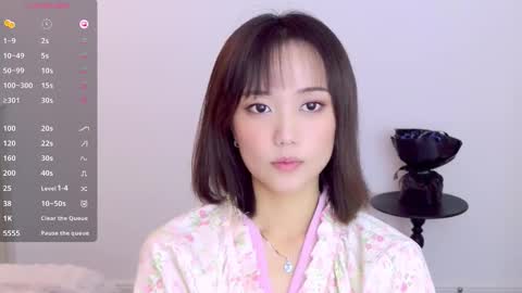 Snapshot of blon_kater chatting on 11/15/25, 03:48 YoYo online show from 11/15/25, 03:48