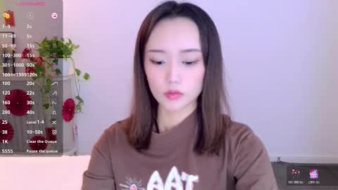 Snapshot of blon_kater chatting on 03/27/26, 03:45 YoYo online show from 03/27/26, 03:45