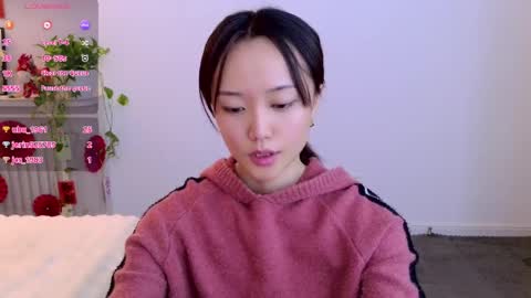 Snapshot of blon_kater chatting on 03/30/26, 01:01 YoYo online show from 03/30/26, 01:01