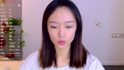 Snapshot of blon_kater chatting on 04/19/26, 04:12 YoYo online show from 04/19/26, 04:12
