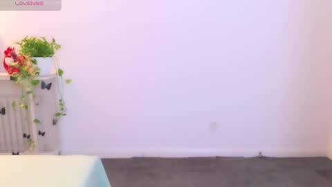 YoYo online show from 05/14/26, 06:31