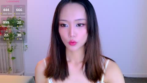 YoYo online show from 06/09/26, 07:42