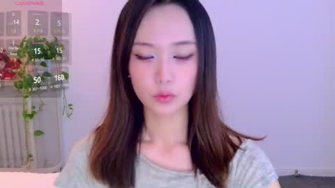Snapshot of blon_kater chatting on 06/15/26, 05:53 YoYo online show from 06/15/26, 05:53