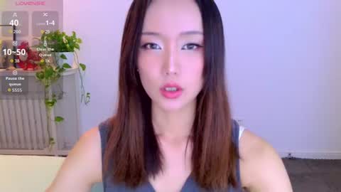 Snapshot of blon_kater chatting on 06/16/26, 07:33 YoYo online show from 06/16/26, 07:33