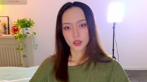Snapshot of blon_kater chatting on 06/27/26, 07:35 YoYo online show from 06/27/26, 07:35