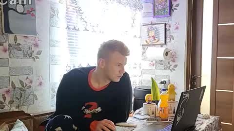 blond_boy69 online show from 01/17/26, 11:59
