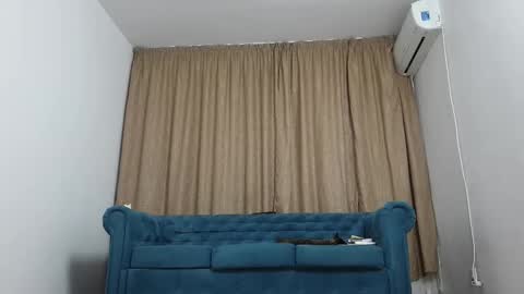 Snapshot of blond_god chatting on 10/13/25, 04:51 Andreas online show from 10/13/25, 04:51