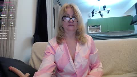Karina online show from 01/27/25, 11:33