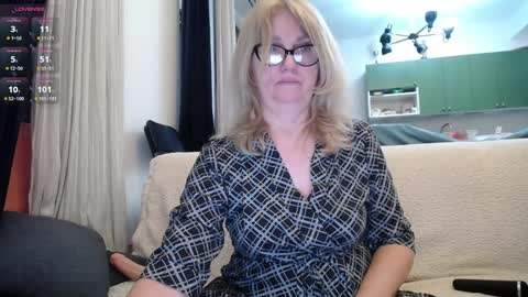 Karina online show from 01/28/25, 09:19