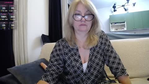 Karina online show from 01/31/25, 09:16