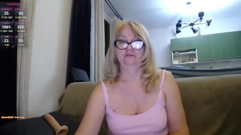 Karina online show from 02/16/25, 12:19