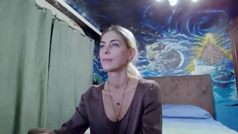 Snapshot of blonde4pasion chatting on 09/20/25, 06:20 blonde4pasion online show from 09/20/25, 06:20