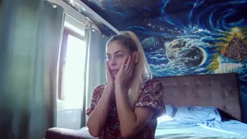 Snapshot of blonde4pasion chatting on 09/21/25, 12:40 blonde4pasion online show from 09/21/25, 12:40