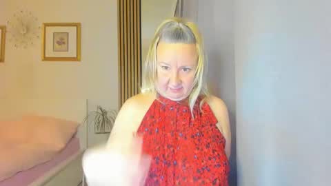 Nicole online show from 01/07/25, 06:35