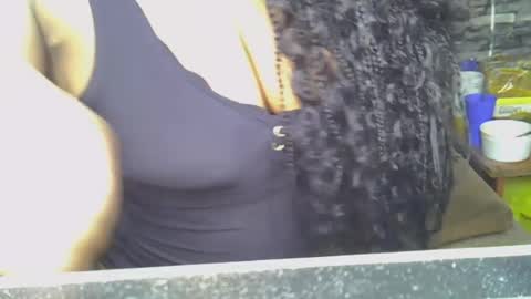 blonde_creamy online show from 07/11/26, 06:43
