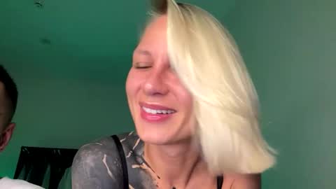 blonde_fuck_couple online show from 05/31/26, 02:13