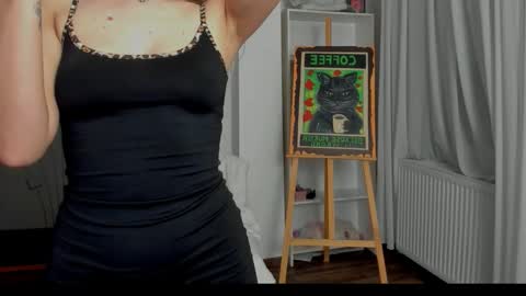 blonde_godess1 online show from 10/24/25, 09:55