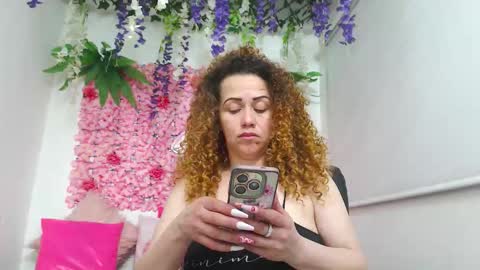 Snapshot of blonde_squirt_ chatting on 12/15/25, 11:53 blonde_squirt_ online show from 12/15/25, 11:53