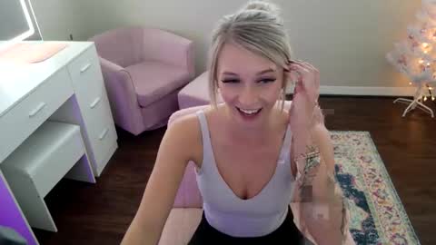Blonde Stella online show from 01/16/26, 04:44