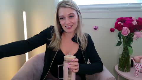 Blonde Stella online show from 02/12/26, 06:03