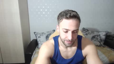 Snapshot of blondeagle chatting on 01/06/25, 04:34 Mr Blond online show from 01/06/25, 04:34