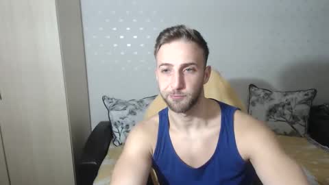 Snapshot of blondeagle chatting on 01/07/25, 07:06 Mr Blond online show from 01/07/25, 07:06