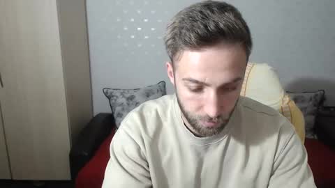 Snapshot of blondeagle chatting on 01/22/25, 06:52 Mr Blond online show from 01/22/25, 06:52