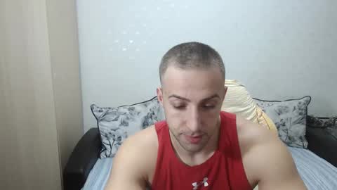 Snapshot of blondeagle chatting on 01/28/25, 08:25 Mr Blond online show from 01/28/25, 08:25