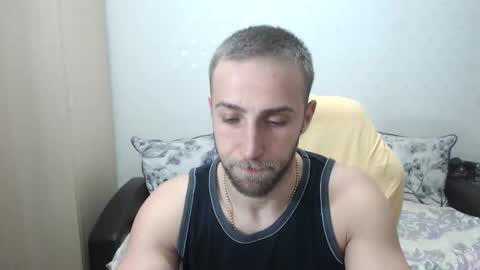 Snapshot of blondeagle chatting on 02/27/25, 09:25 Mr Blond online show from 02/27/25, 09:25