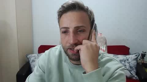 Snapshot of blondeagle chatting on 10/07/25, 07:38 Mr Blond online show from 10/07/25, 07:38