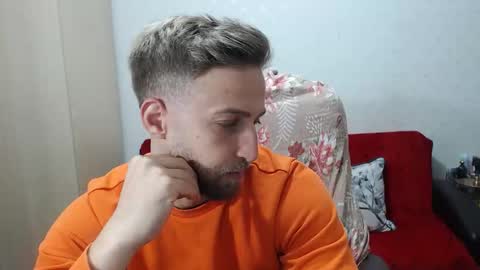 Snapshot of blondeagle chatting on 10/11/25, 05:11 Mr Blond online show from 10/11/25, 05:11