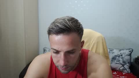 Snapshot of blondeagle chatting on 10/22/25, 09:25 Mr Blond online show from 10/22/25, 09:25